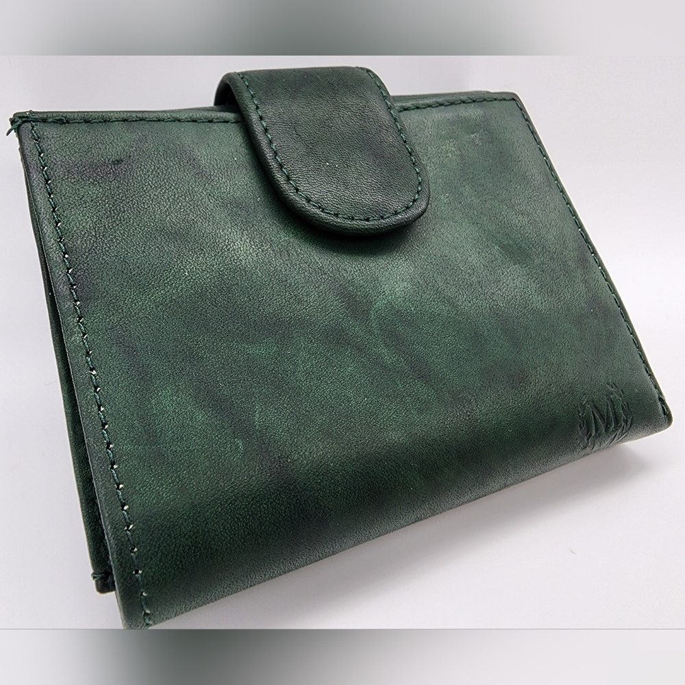 Mundi green leather wallet vintage new with tags NWT